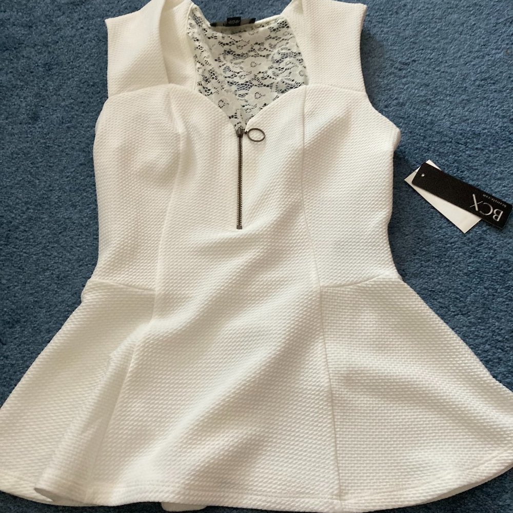 BCX Size xSMALL. Zip-Front WHITE  Peplum Top.   NEW W TAGS LACE BACK TO